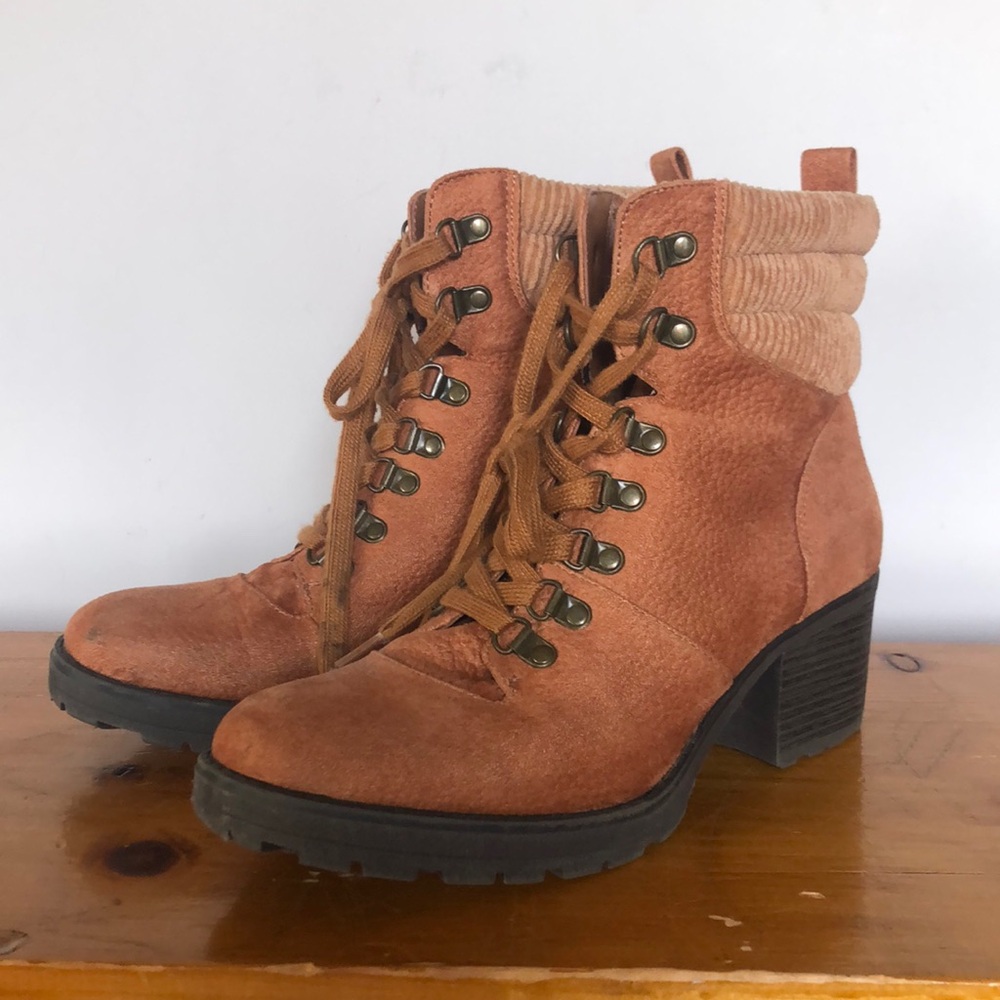 White Mountain Boots